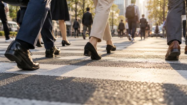 Street crossing feet